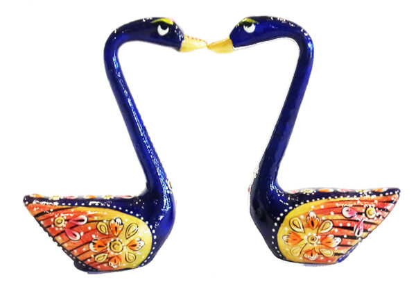 20151231_162752.jpg Brass lacquer Swans - Image 4