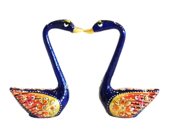 20151231_162759.jpg Brass lacquer Swans - Image 3