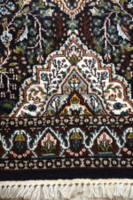 Silk Kaishan Runner - Image 4