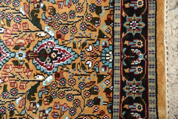 MCI-2512000A1_3.jpg Silk Kaishan Runner - Image 4