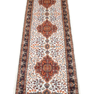 Silk-runner-handmade-Mirascrafts