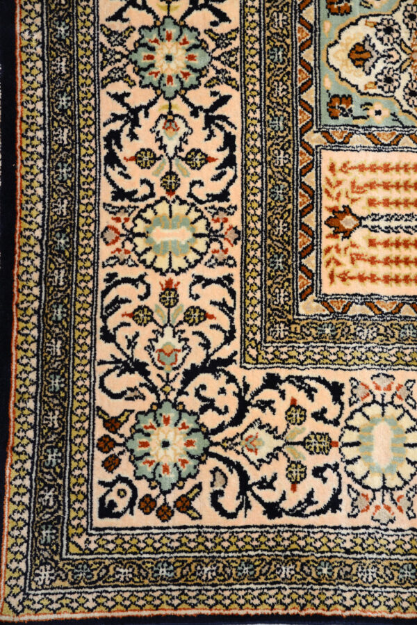 DSC_3648 SILK QUM NATURAL COLOR CARPET 4X6 FEETS - Image 6
